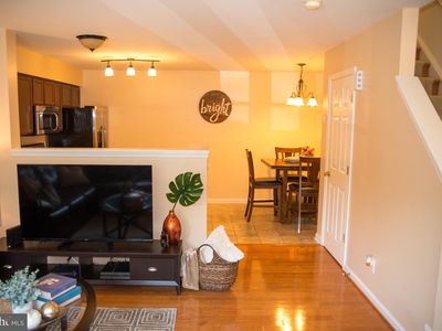 714 Gael Ct, Glen Burnie, MD, 21061