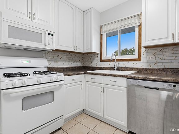 4th image of 5185 Greentree Rd