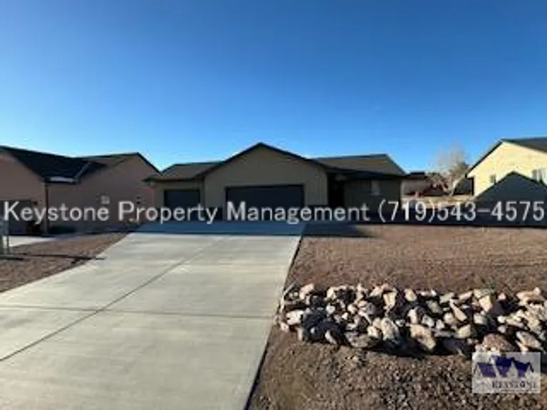 857 S Palomar Dr — Photo 22