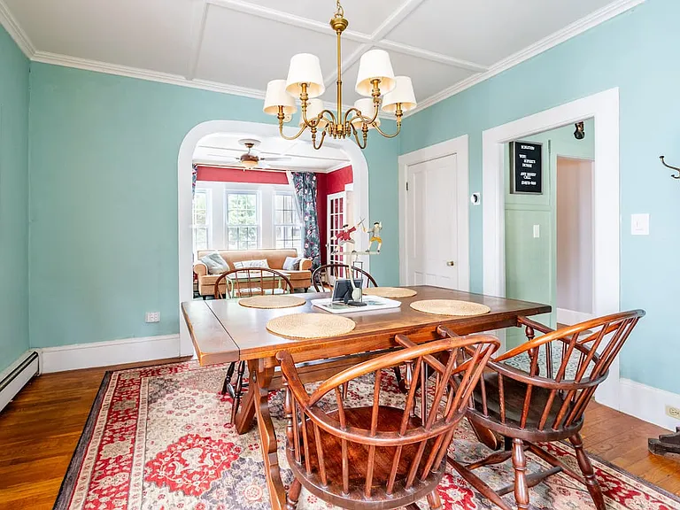 11-13 Holbrook St #11 — Photo 9