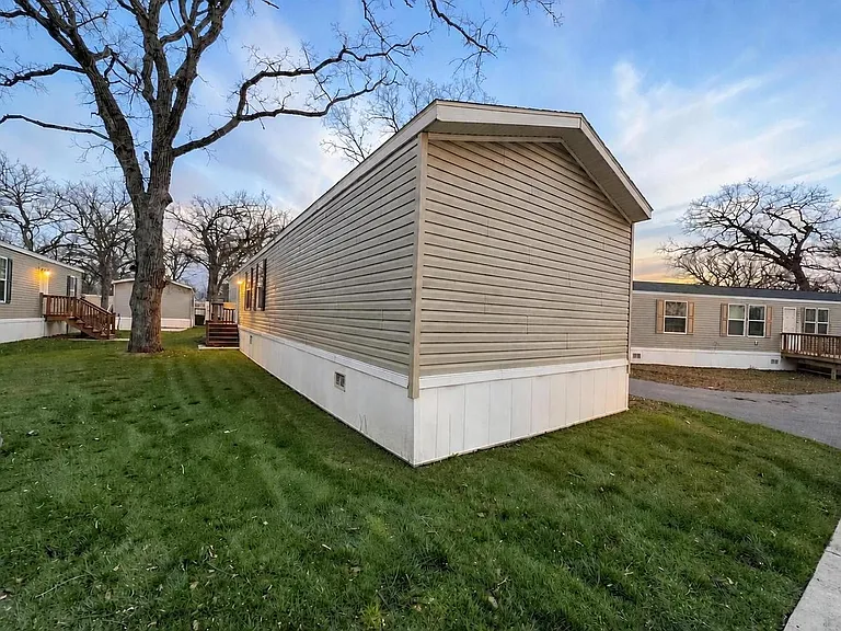 3210 Bel Clare Dr #57AR — Photo 20