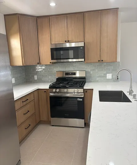 4061 Irving Pl #2 — Photo 3