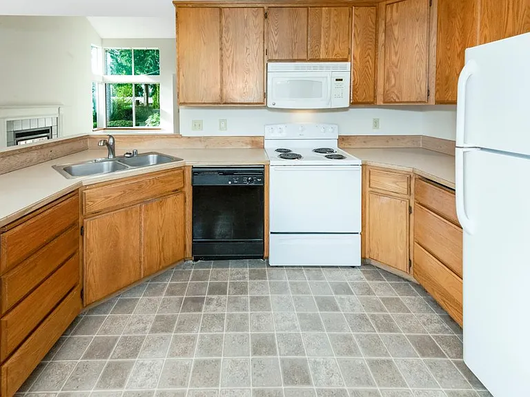 8415 71st Avenue Ct SW — Photo 5