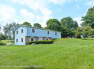 10612 Peake Rd, Portland, MI 48875