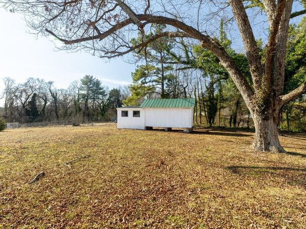 211 Cook Ave, Brookneal, VA 24528