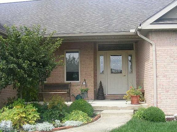 2nd image of 468 Clover Hill Dr