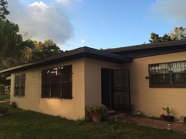 1st image of 630 Hewett Dr