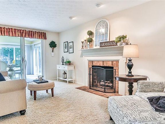 4th image of 5949 Bradford Way