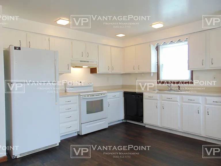 2126 Libal St — Photo 8