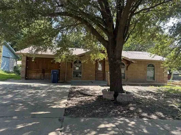 5218 Longhorn Trl, Garland, TX 75043