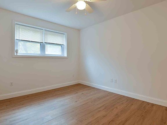 166 Joliet St SW #B-10_11022022