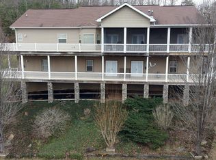 45 Boulder Dr, Blairsville, GA 30512