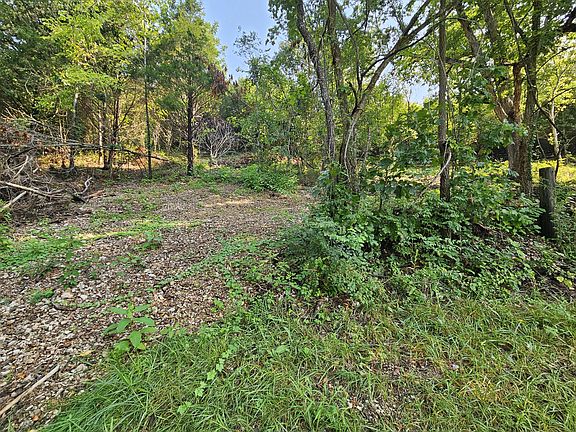 3rd image of 000 Mclean Road