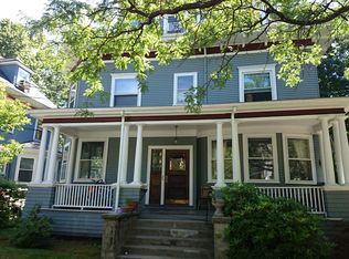 23 Naples Rd APT 1, Brookline, MA 02446