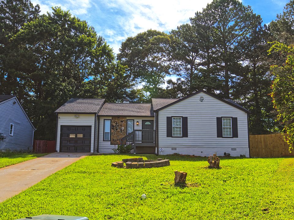 1st image of 2056 Corners Cir