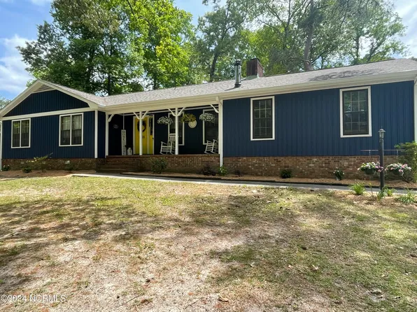 5205 Moye Road, Trent Woods, NC 28562