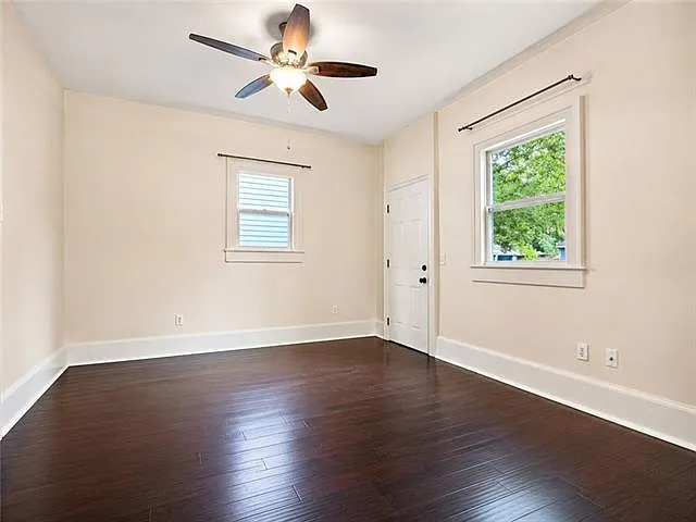 528 S Scott St — Photo 12
