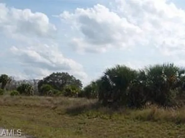  Saturn LOOP, LABELLE, FL 33935