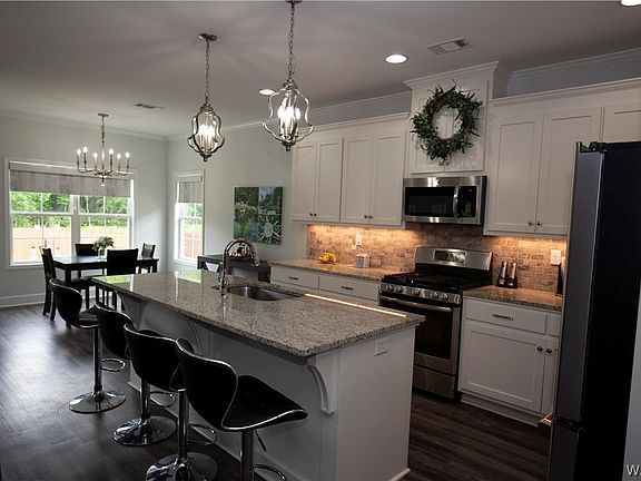4th image of 13730 Highland Pointe Dr