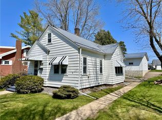 914 Oak St, Bloomer, WI 54724