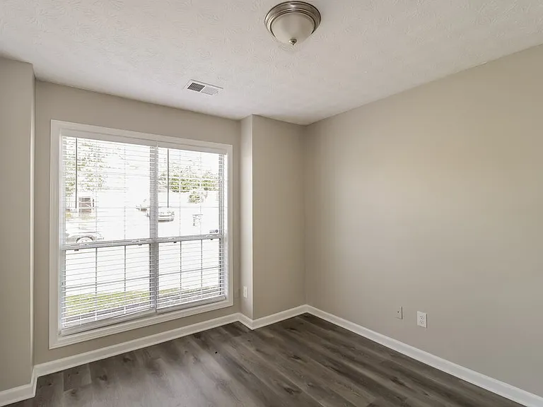 88 Ann Cir SE — Photo 13