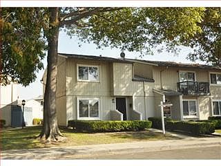 1st image of 4266 Comet Cir
