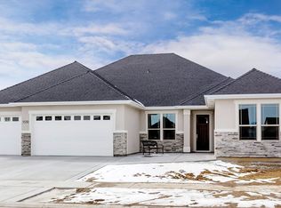 1510 N Longhorn Ave, Eagle, ID 83616