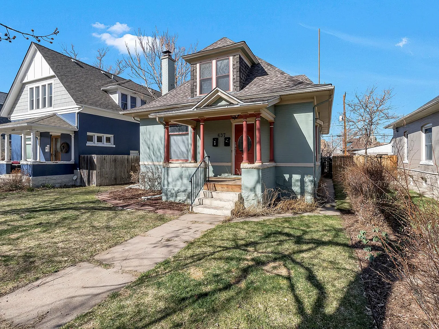 637 S Sherman Street — Photo 2