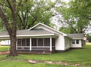 1349 Spruce St, Hickory Flat, MS 38633