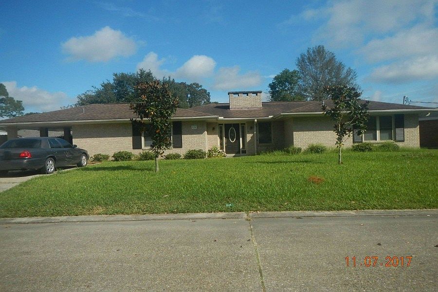 1st image of 124 Gardenia Ln