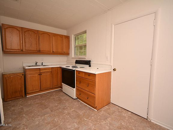 2nd image of 7233 Kivler Dr
