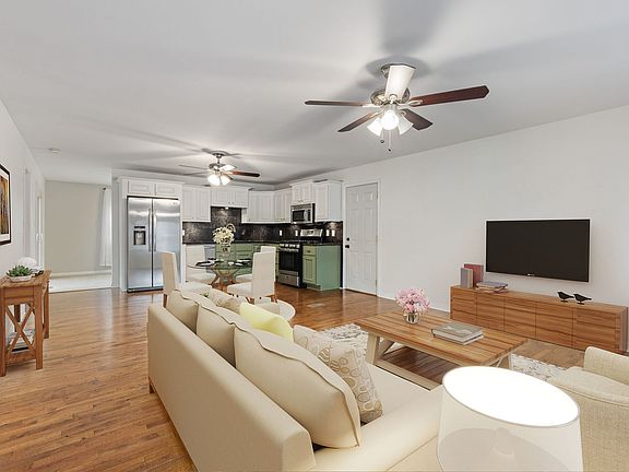 5th image of 345 Hickory Ave
