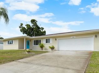 356 Overbrook Dr E, Largo, FL 33770