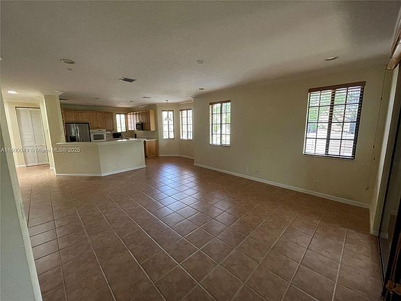 2nd image of 2609 Center Court Dr #3-2