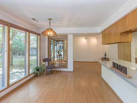5th image of 3508 E 62nd Ave