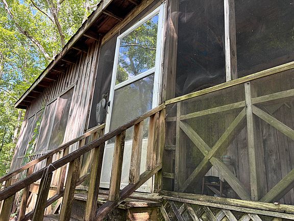 5th image of 1159 Lake Breeze Dr