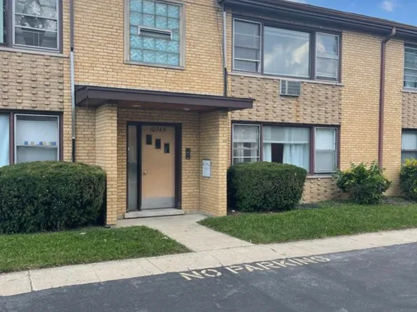 10743-10749 S Pulaski Rd, Chicago, IL