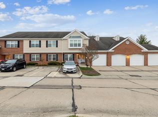 6222 Eagles Lake Dr, Cincinnati, OH 45248