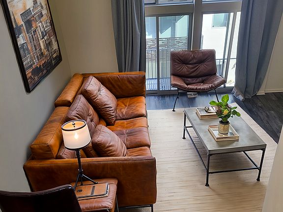 4th image of 49 Zoe St APT 14