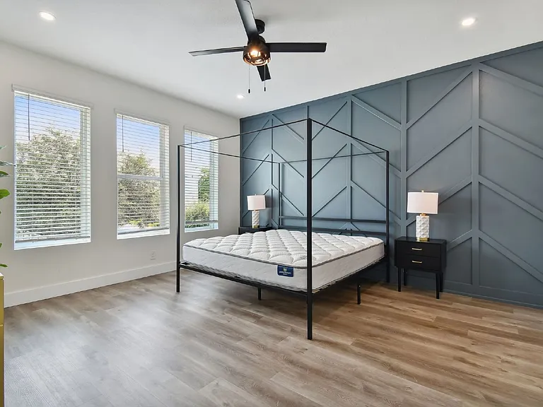 121 E Warren Ave #4 — Photo 6