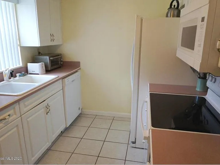 190 E Olmstead Dr #C1 — Photo 13