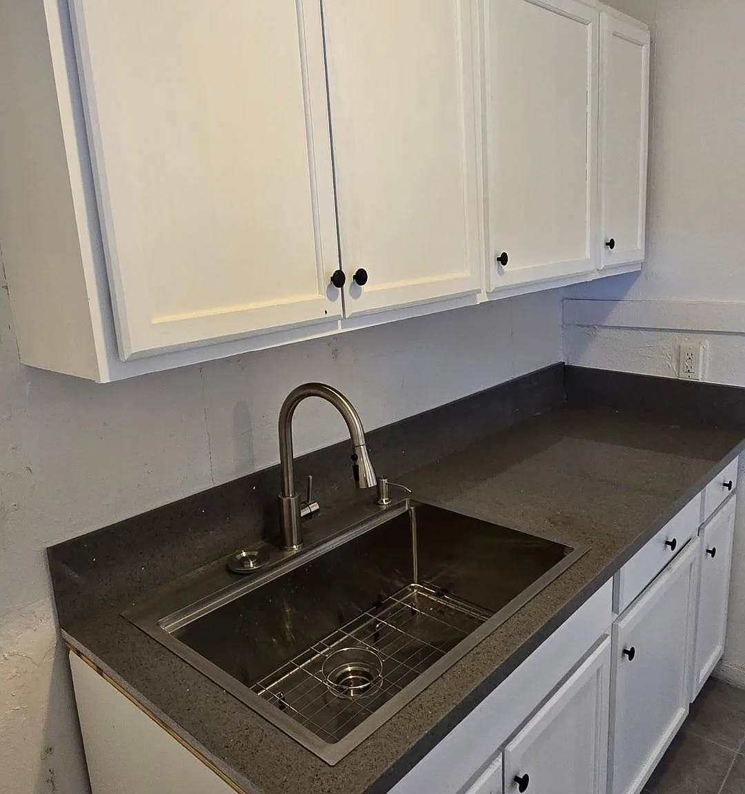 1 bed, 1.0 bath, 500 sqft, $950 — Photo 1