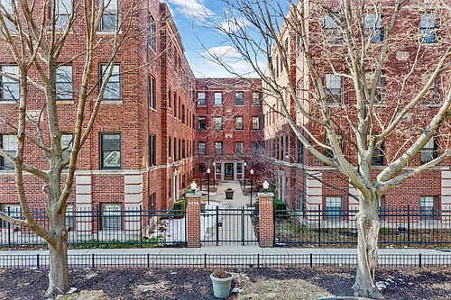 3708-14 N. Sheffield Photo 1