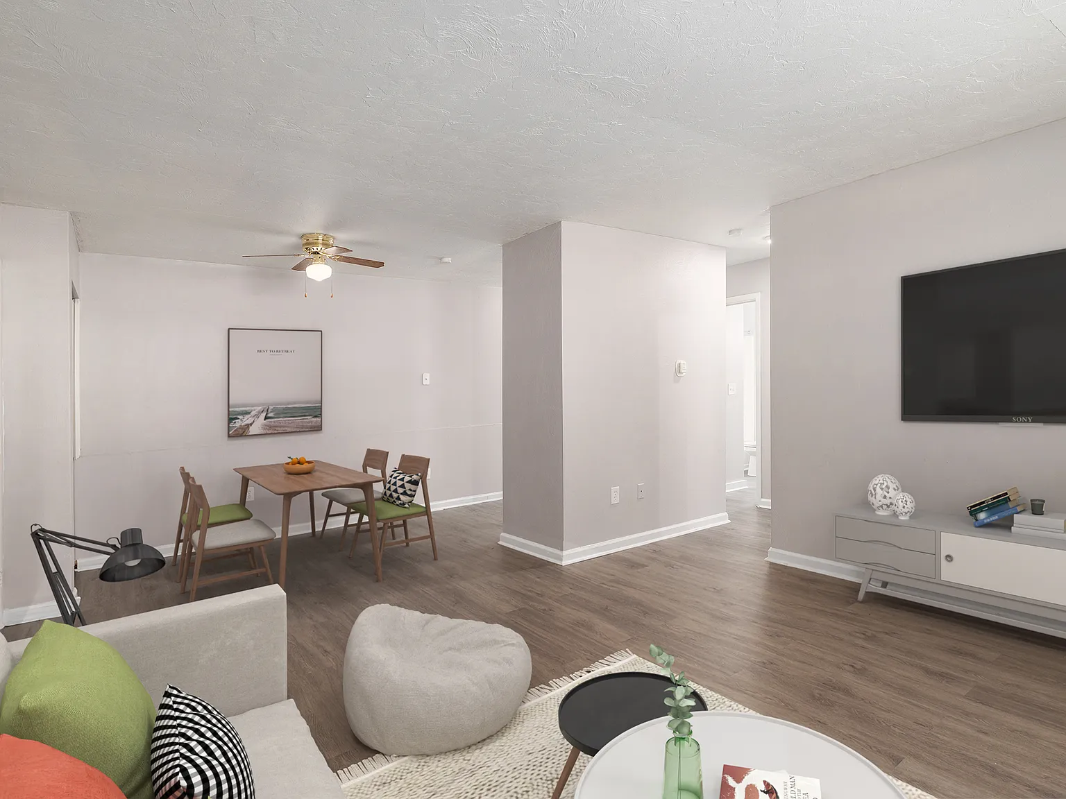Tower Regency Apartments — Photo 3