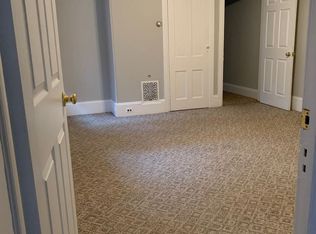 212 E Broad St #1, Burlington, NJ 08016