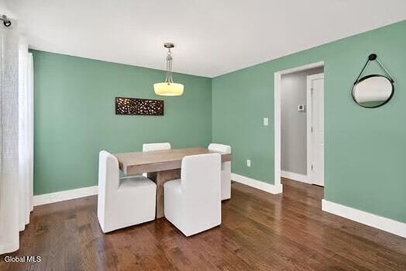 5th image of 79 Madison Street
