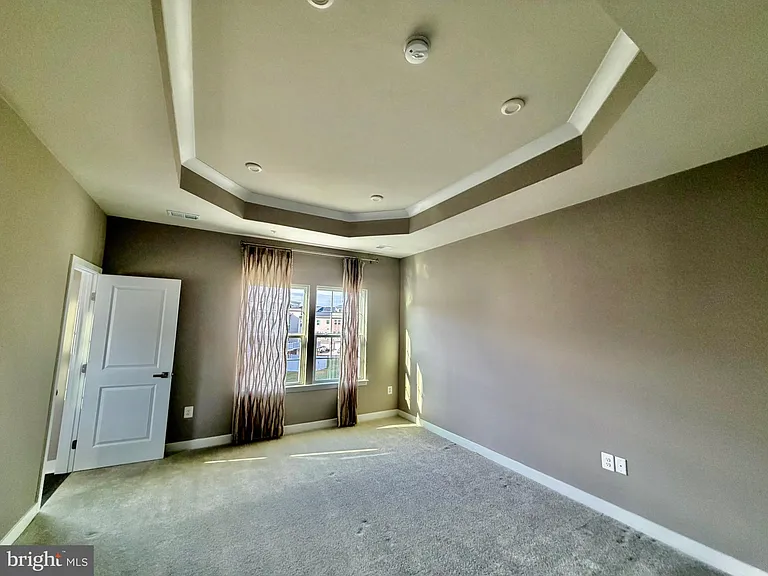 149 Lawndale Dr — Photo 27