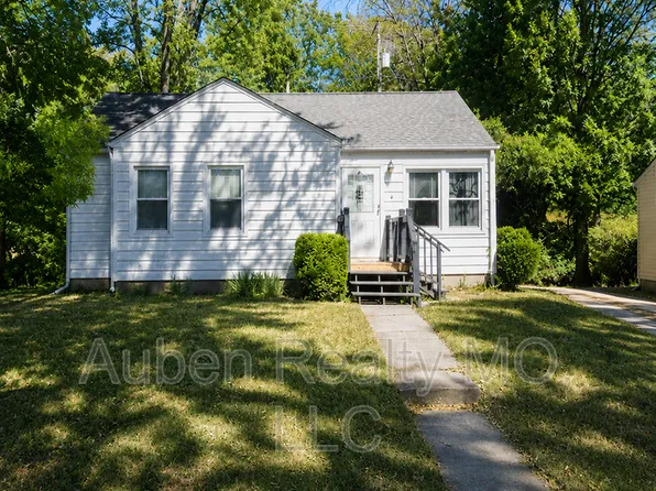 1014 NE 43rd Ter, Kansas City, MO 64116