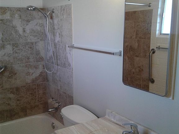 Bathroom with Upgraded Shower Tile