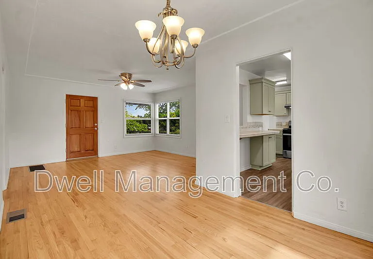 8841 Almond Rd — Photo 9